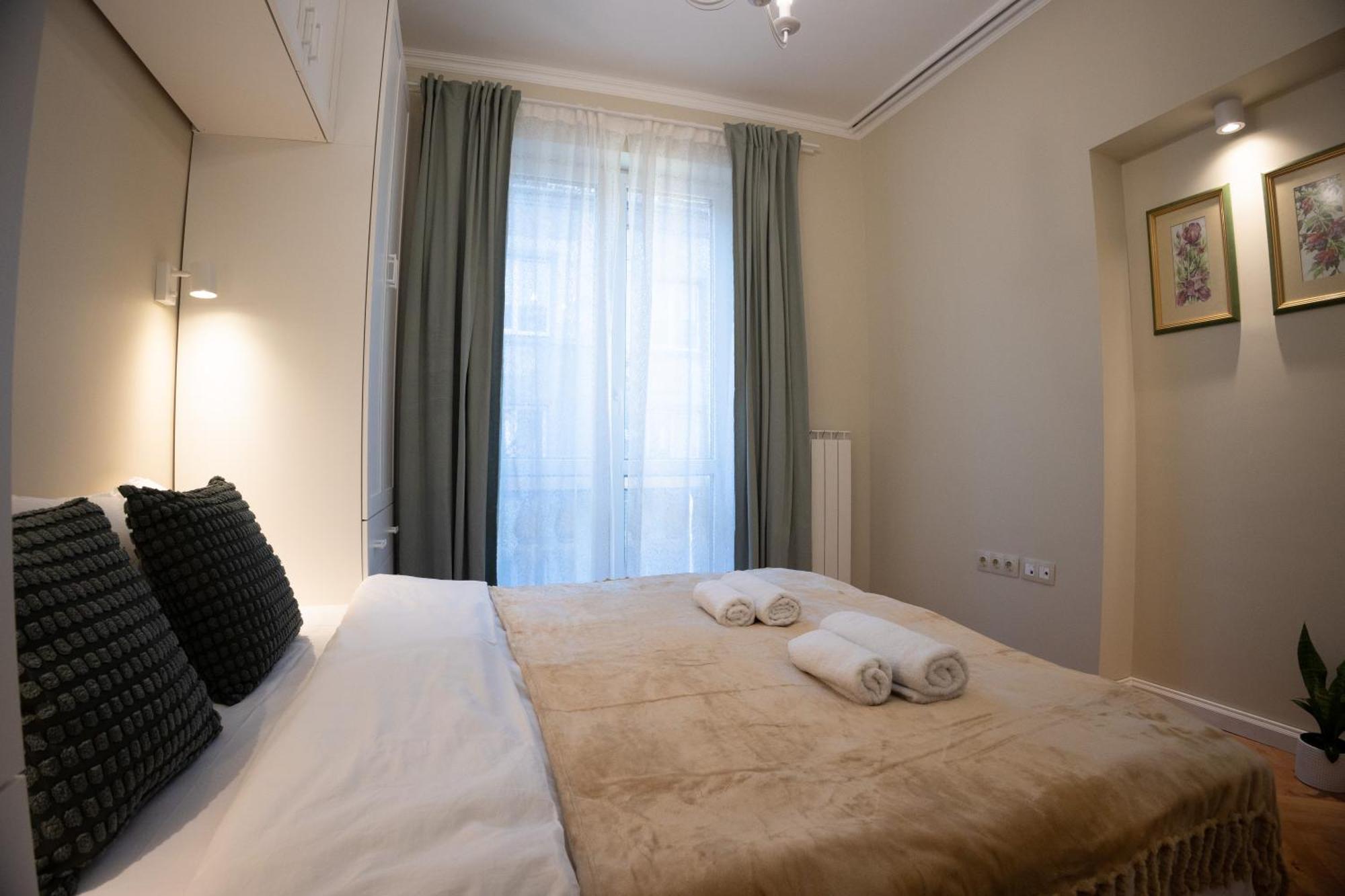 Planeta Dos Sonhos - Fast Wi-Fi, 1Bdr, Top Centre Sofya Dış mekan fotoğraf