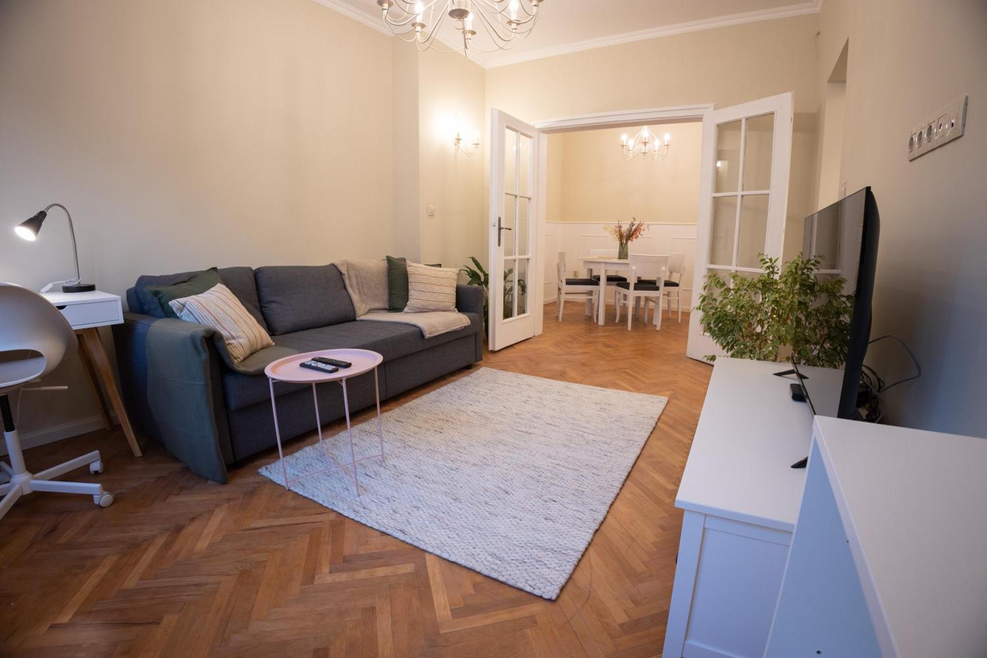 Planeta Dos Sonhos - Fast Wi-Fi, 1Bdr, Top Centre Sofya Dış mekan fotoğraf