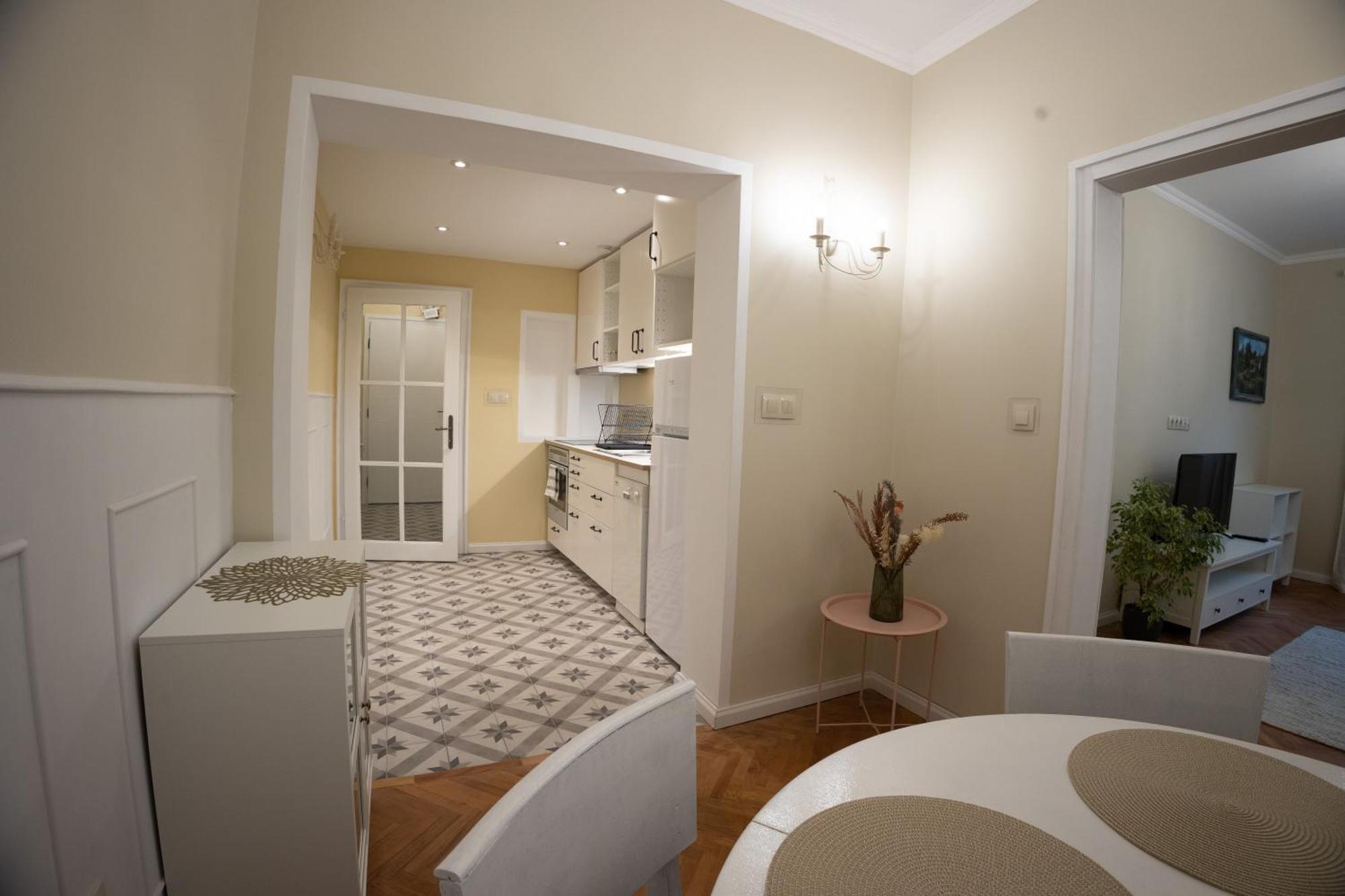 Planeta Dos Sonhos - Fast Wi-Fi, 1Bdr, Top Centre Sofya Dış mekan fotoğraf