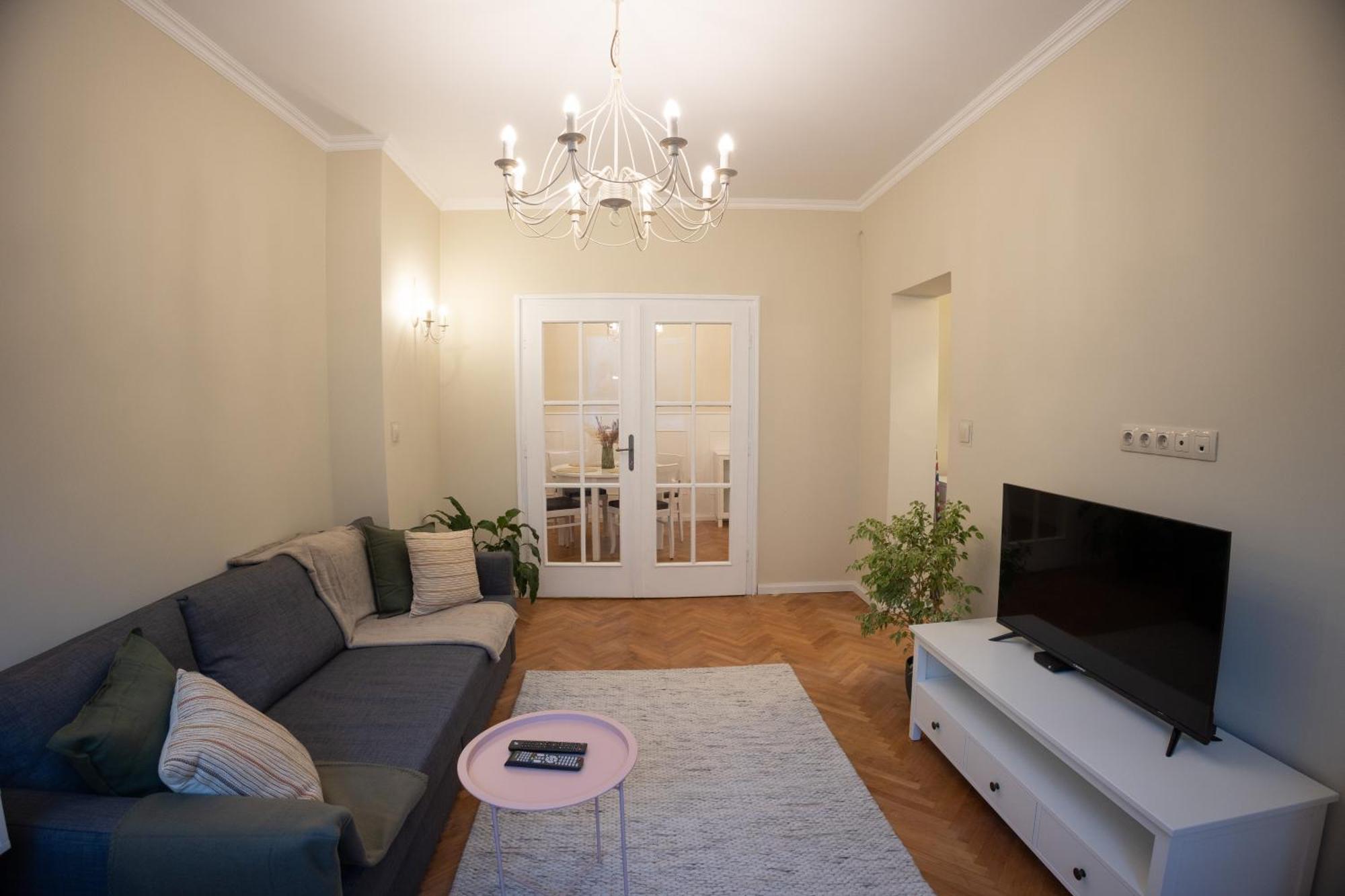Planeta Dos Sonhos - Fast Wi-Fi, 1Bdr, Top Centre Sofya Dış mekan fotoğraf